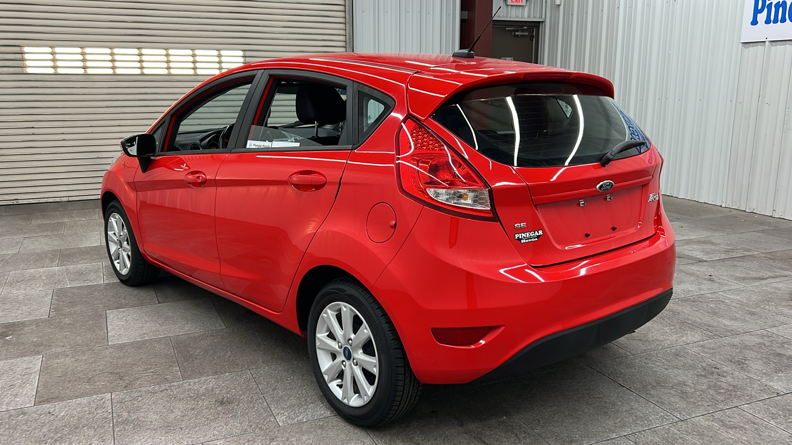 2013 Ford Fiesta SE 4