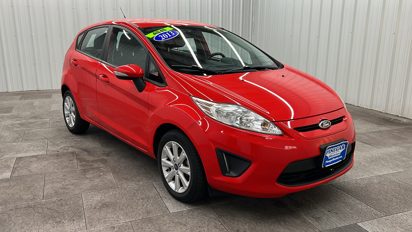 2013 Ford Fiesta SE 10