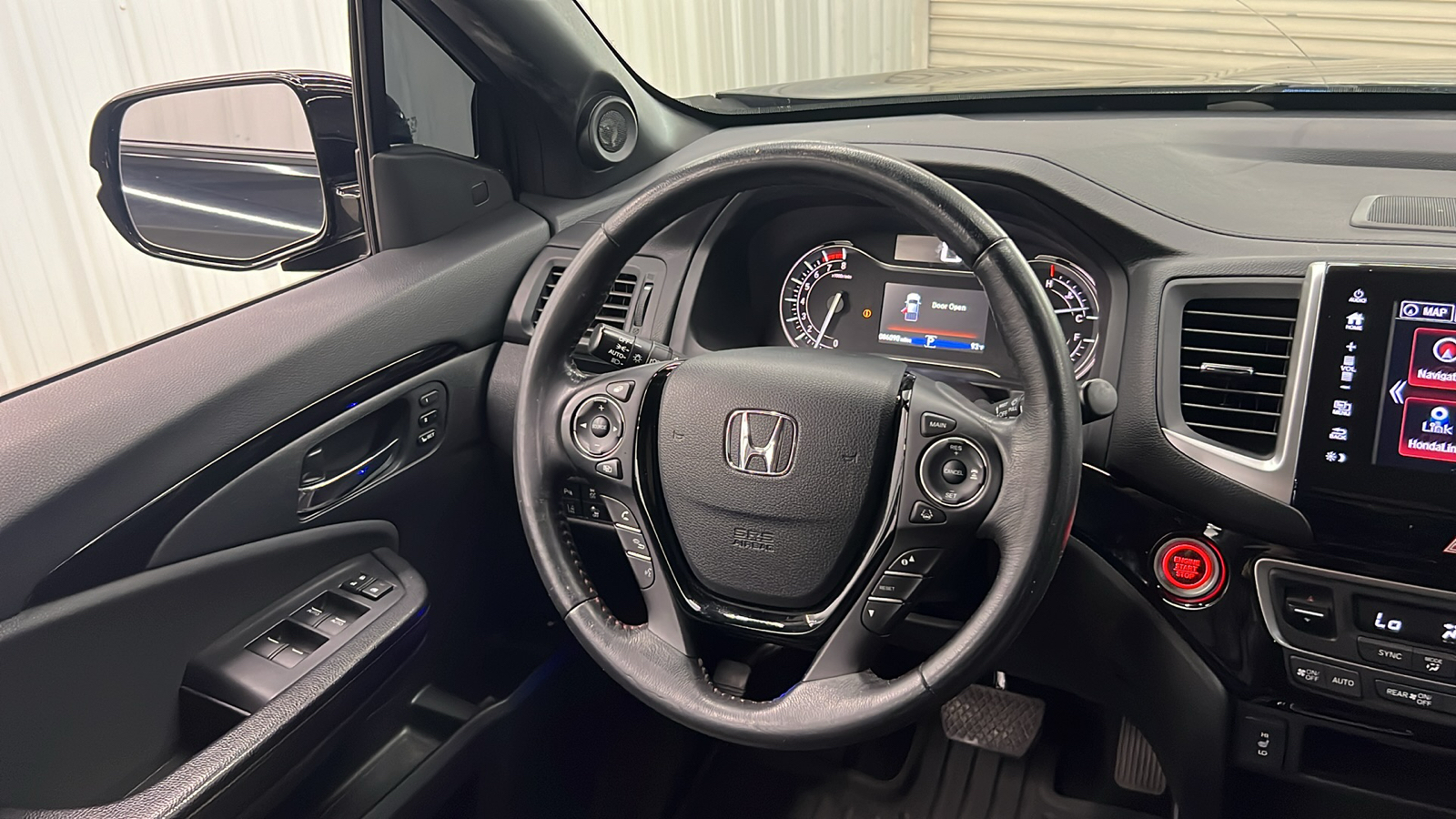 2017 Honda Ridgeline Black Edition 14