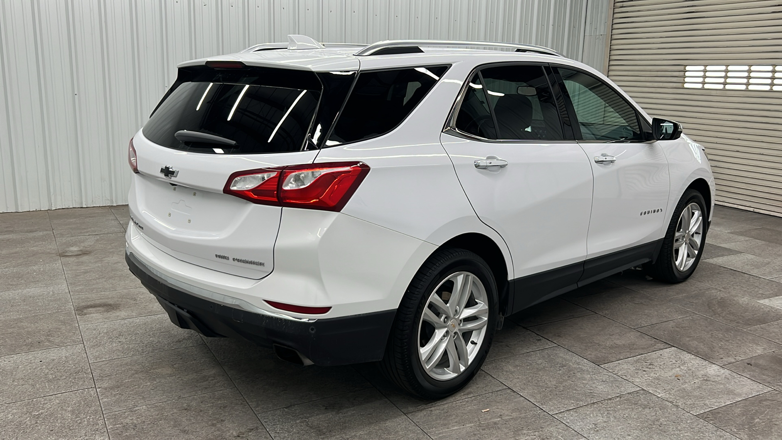 2019 Chevrolet Equinox Premier 8