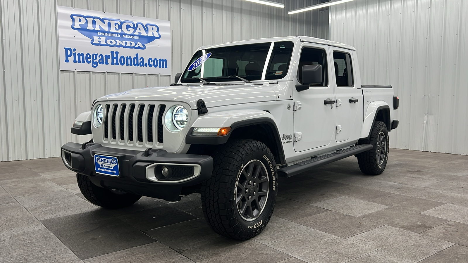 2020 Jeep Gladiator Overland 1