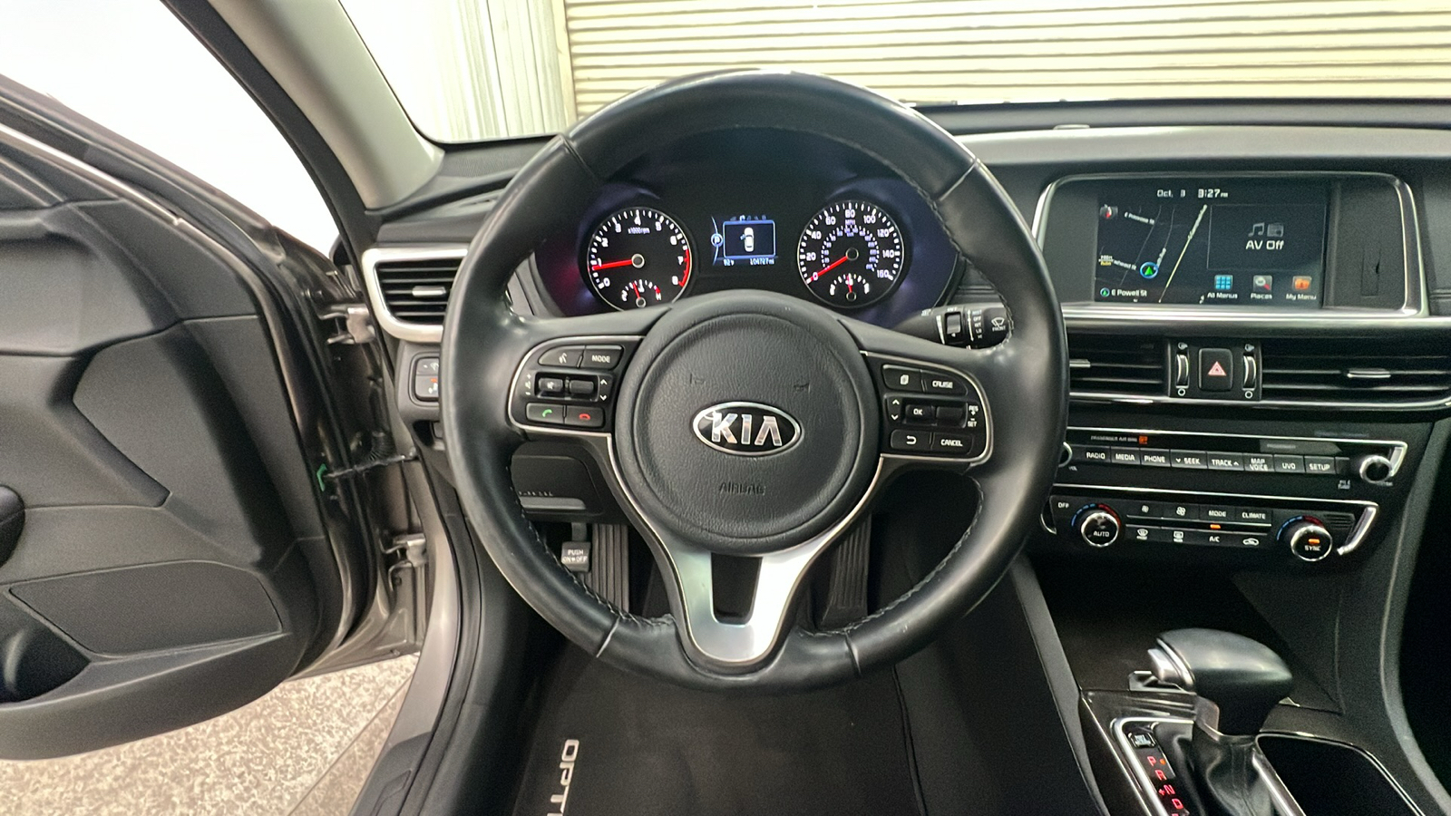 2017 Kia Optima EX 22