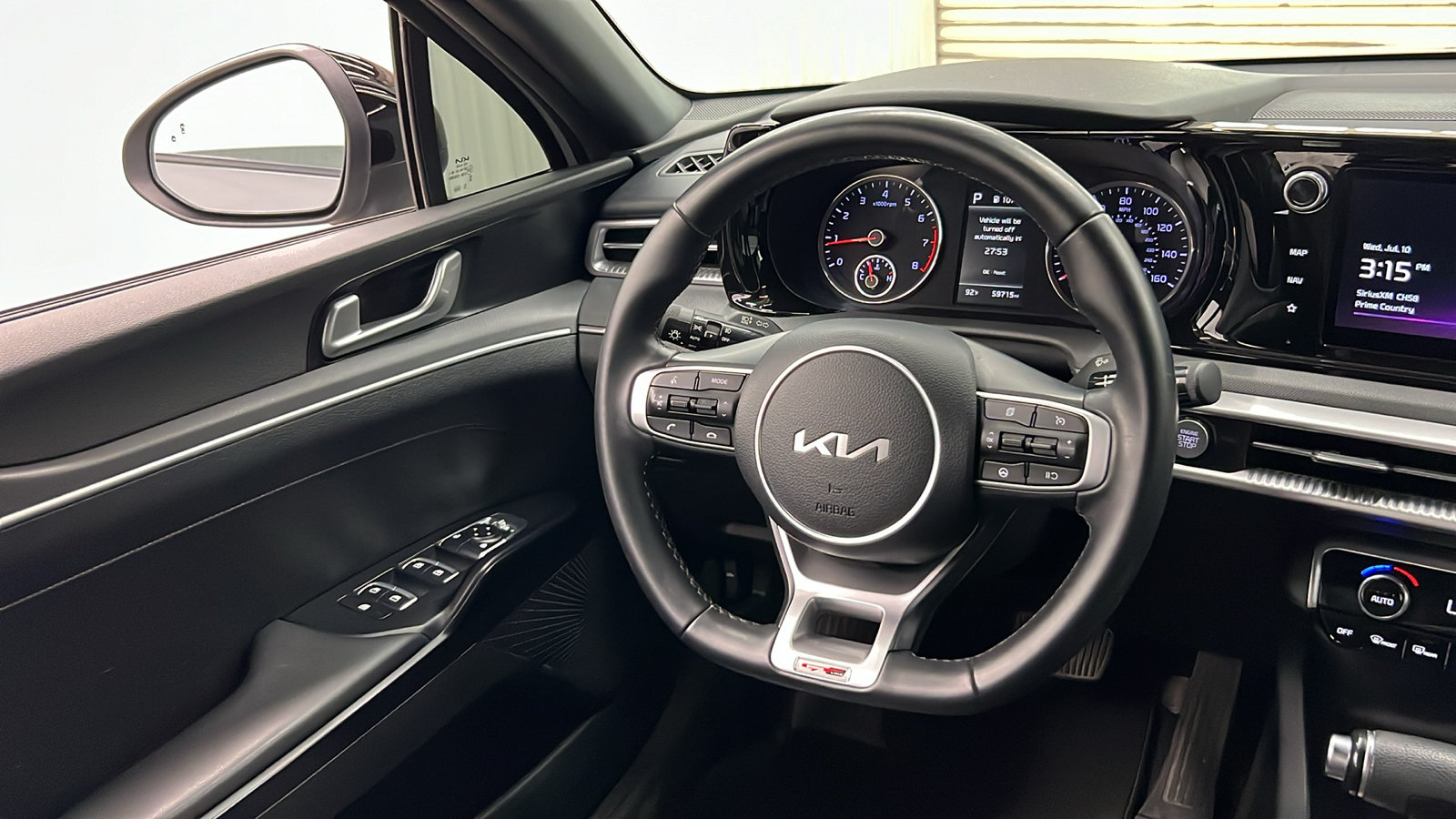 2022 Kia K5 GT-Line 12