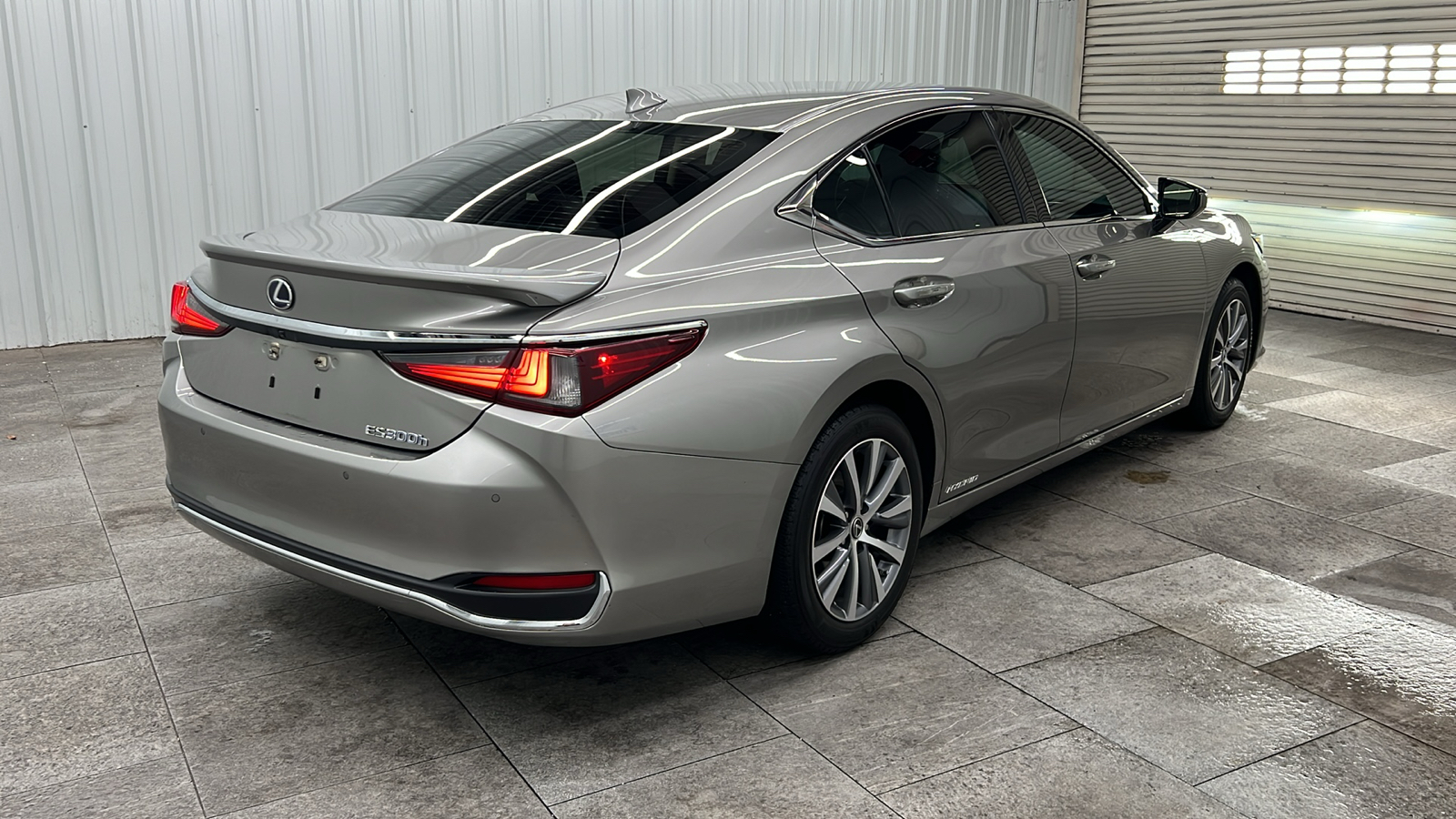 2021 Lexus ES 300h 7