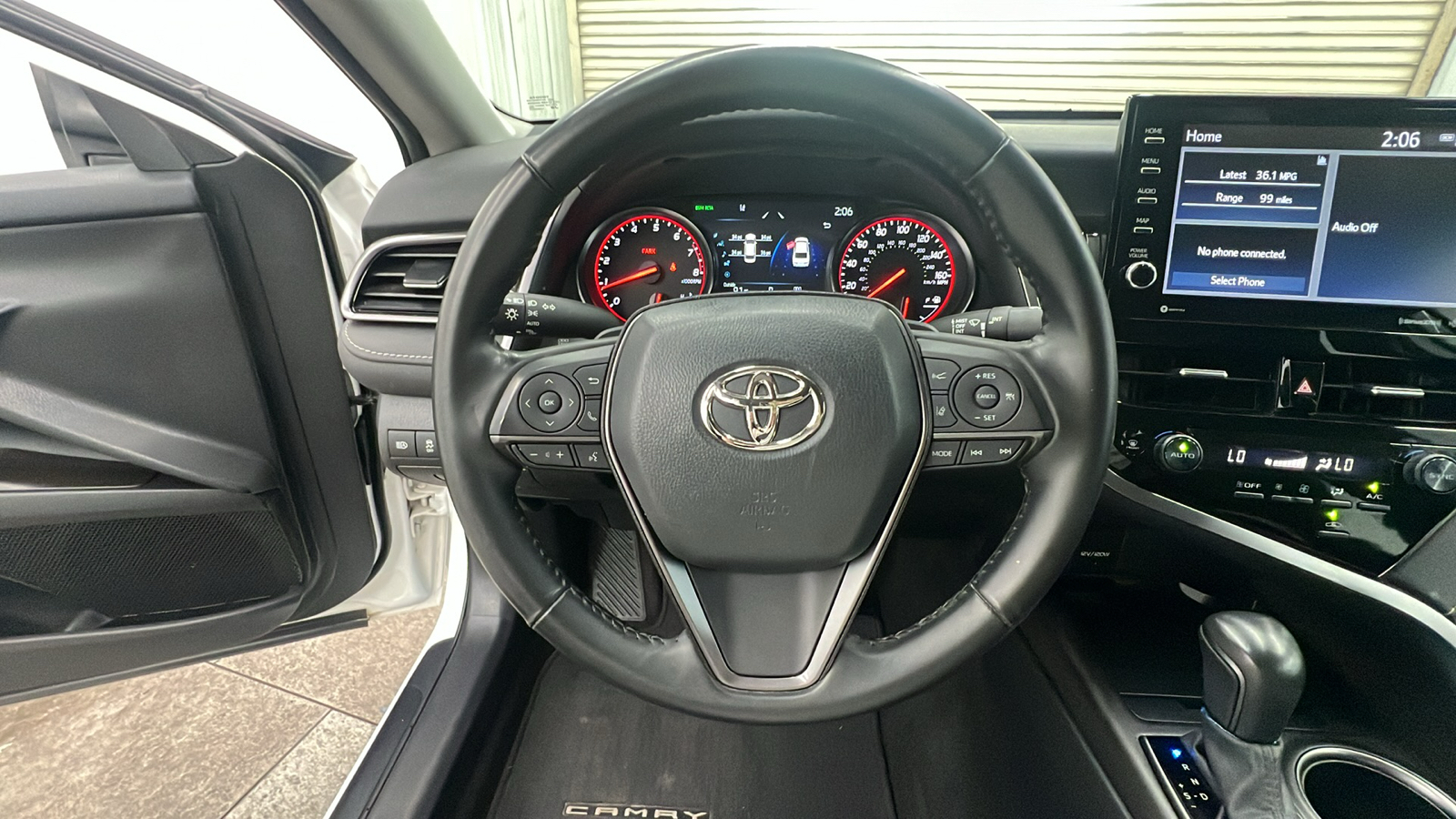 2023 Toyota Camry XSE 24