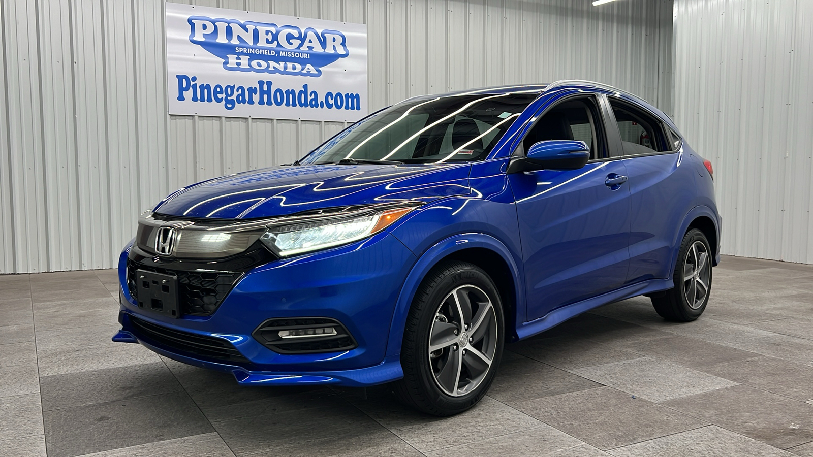 2020 Honda HR-V Touring 1