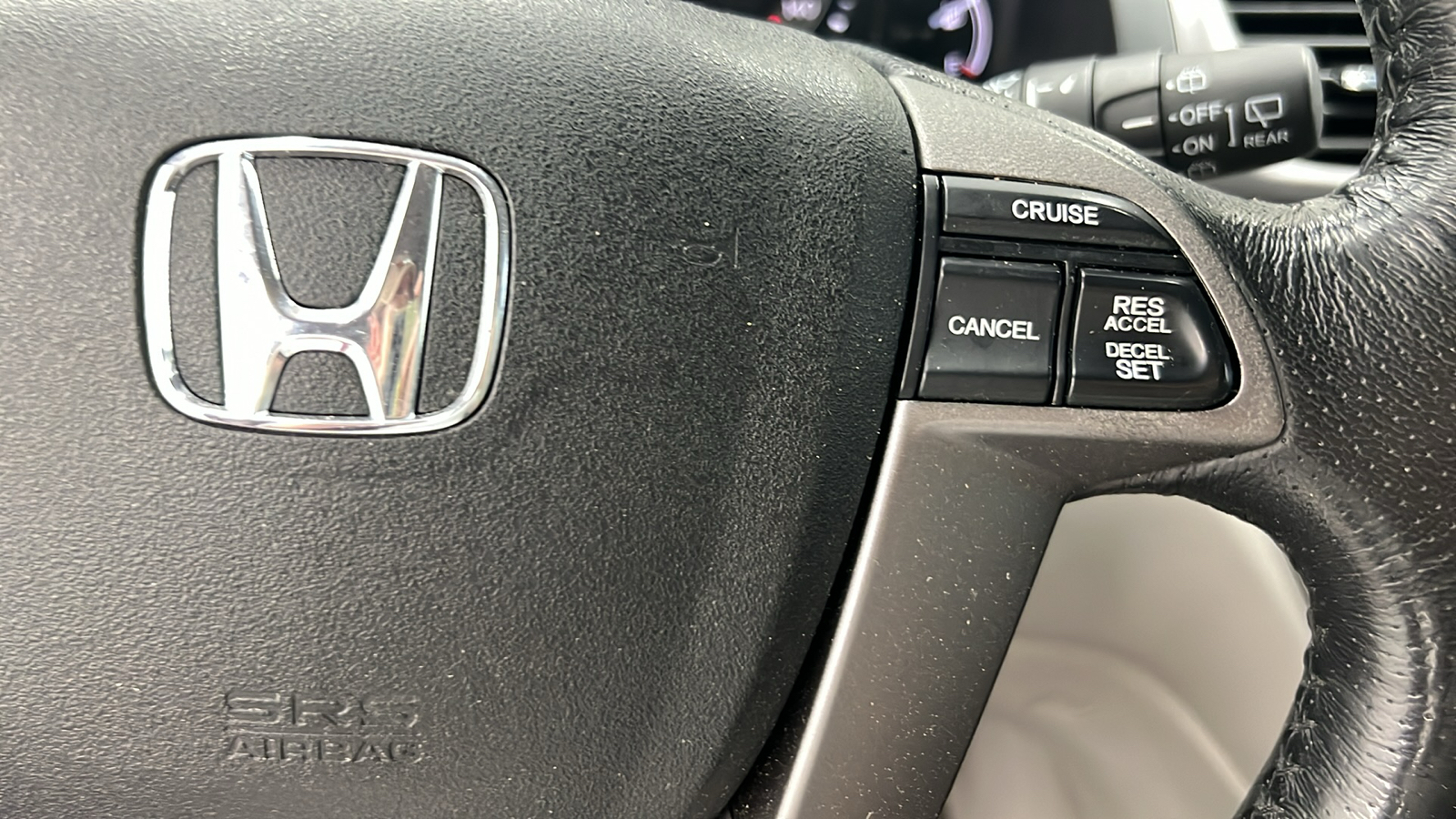 2014 Honda Odyssey EX-L 27