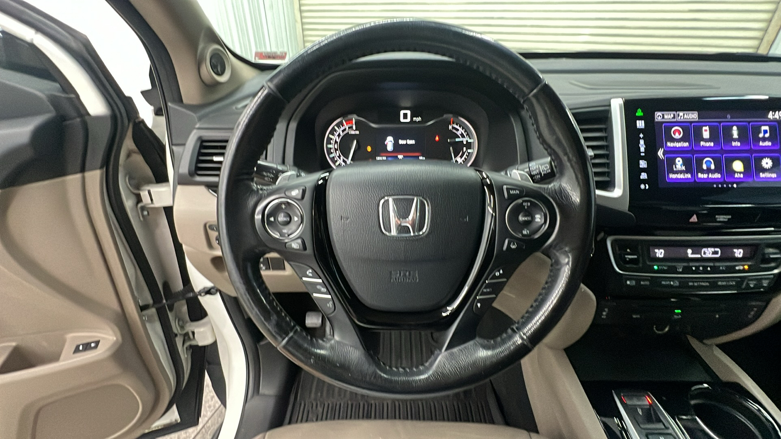 2016 Honda Pilot Touring 26