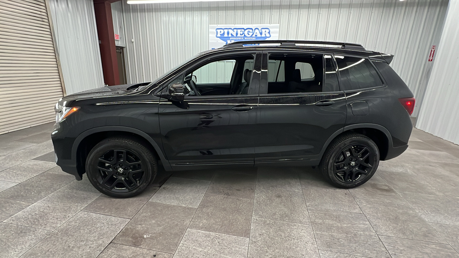 2025 Honda Passport Black Edition 2