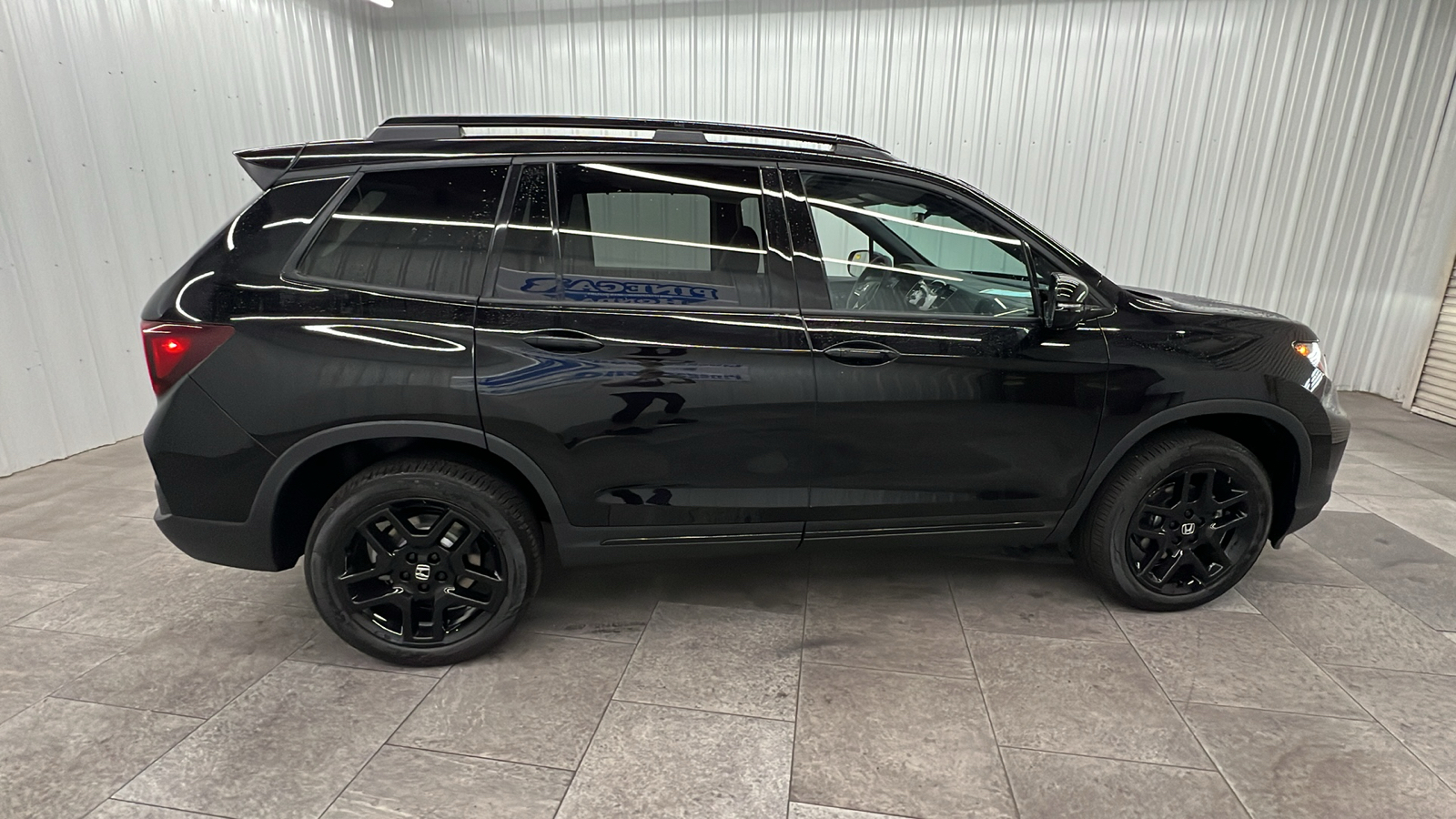 2025 Honda Passport Black Edition 9