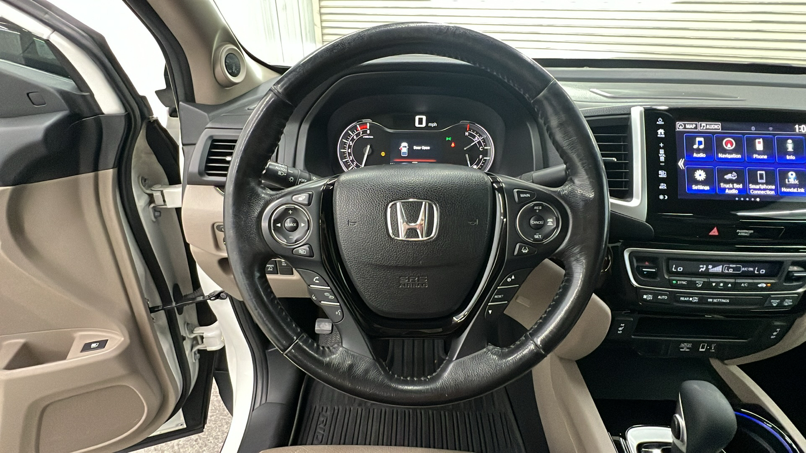 2018 Honda Ridgeline RTL-E 24