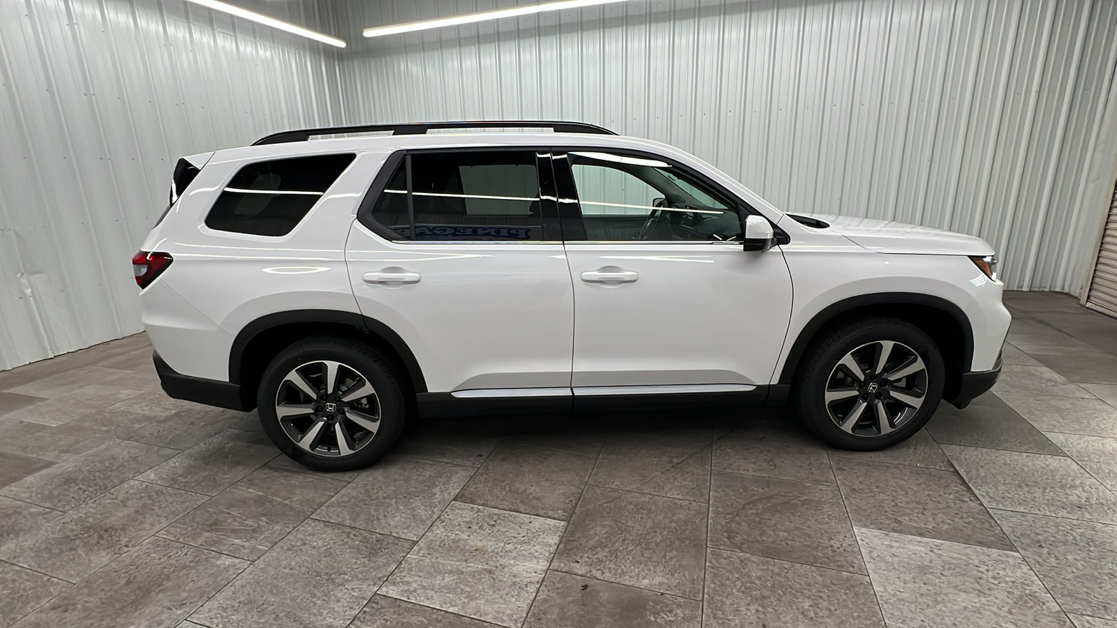 2025 Honda Pilot Touring 9