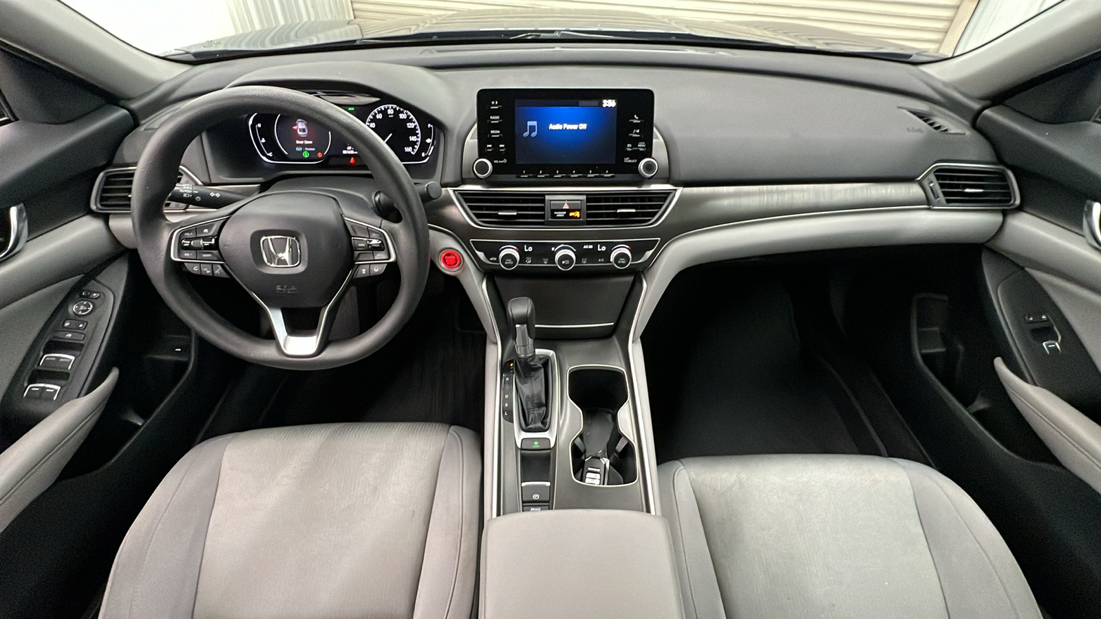 2018 Honda Accord LX 12