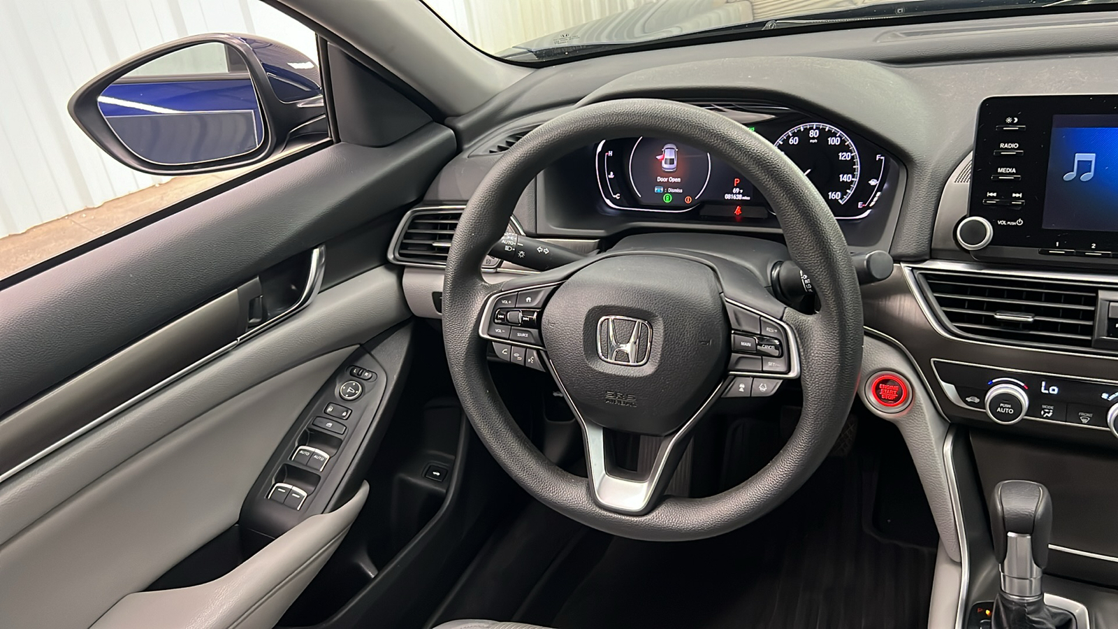 2018 Honda Accord LX 13