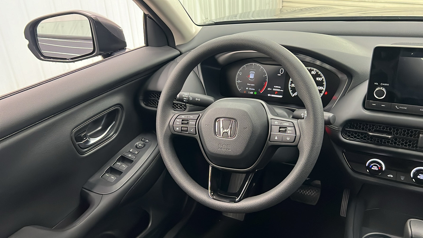 2025 Honda HR-V LX 13