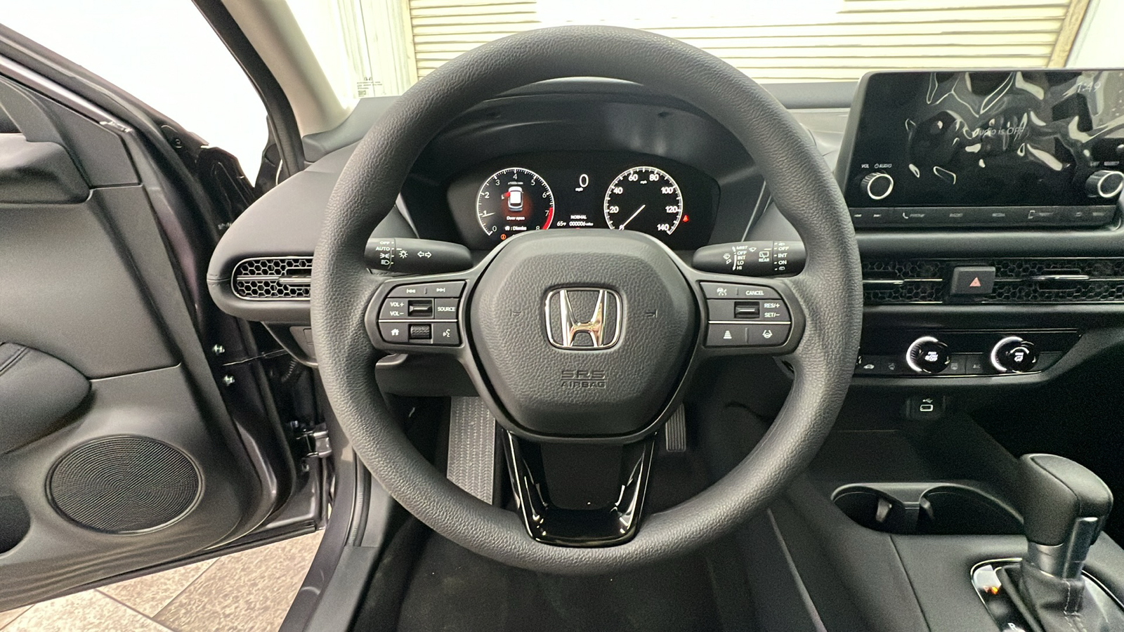 2025 Honda HR-V LX 21