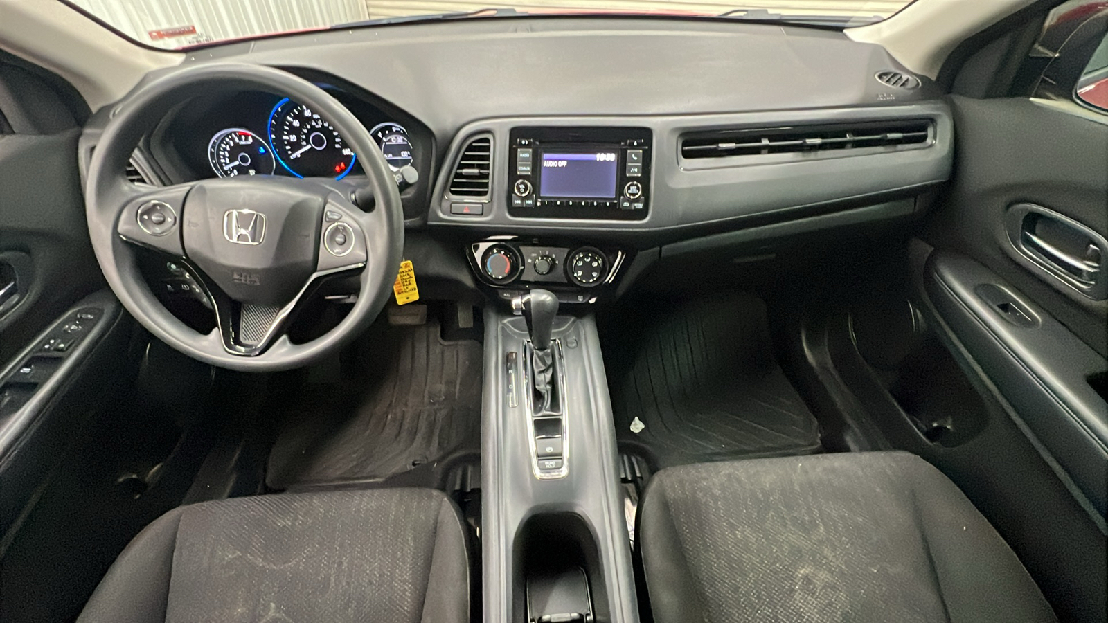 2016 Honda HR-V LX 13