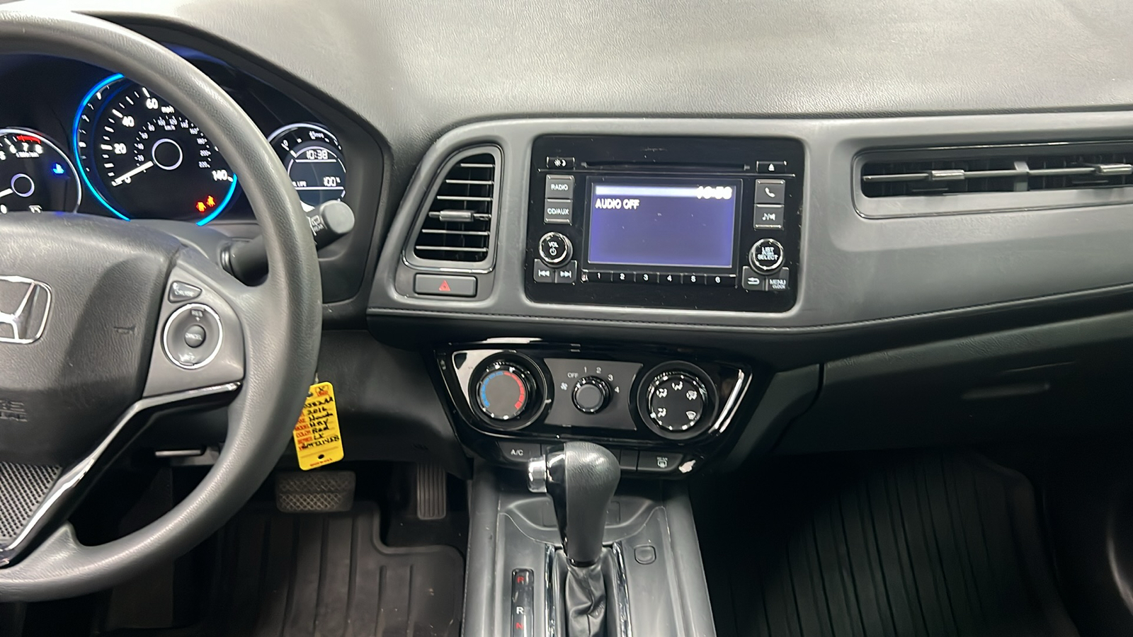 2016 Honda HR-V LX 15