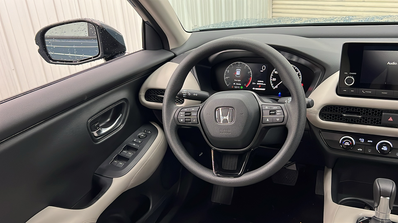 2025 Honda HR-V LX 13