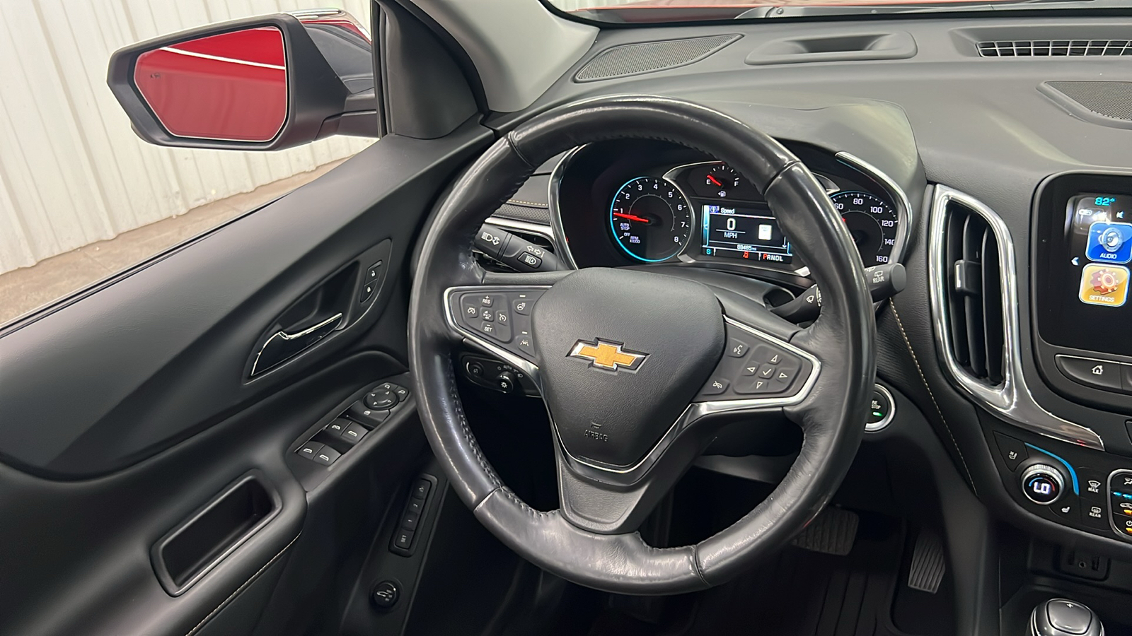 2018 Chevrolet Equinox Premier 16