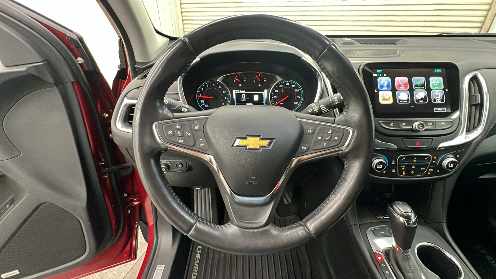 2018 Chevrolet Equinox Premier 24