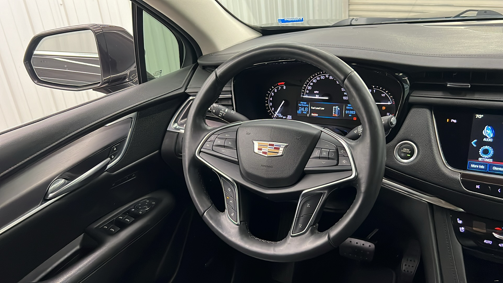 2018 Cadillac XT5 Premium Luxury 16