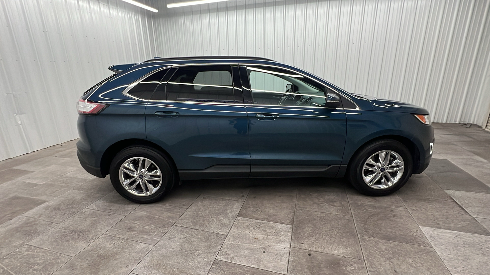 2016 Ford Edge SEL 9