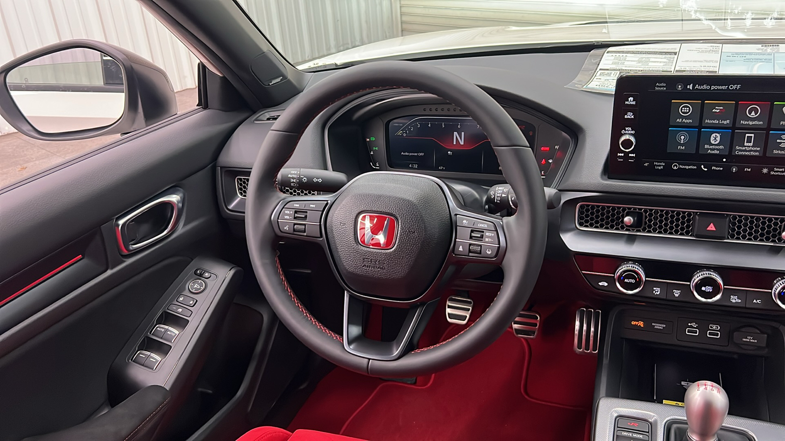 2025 Honda Civic Type R Base 14