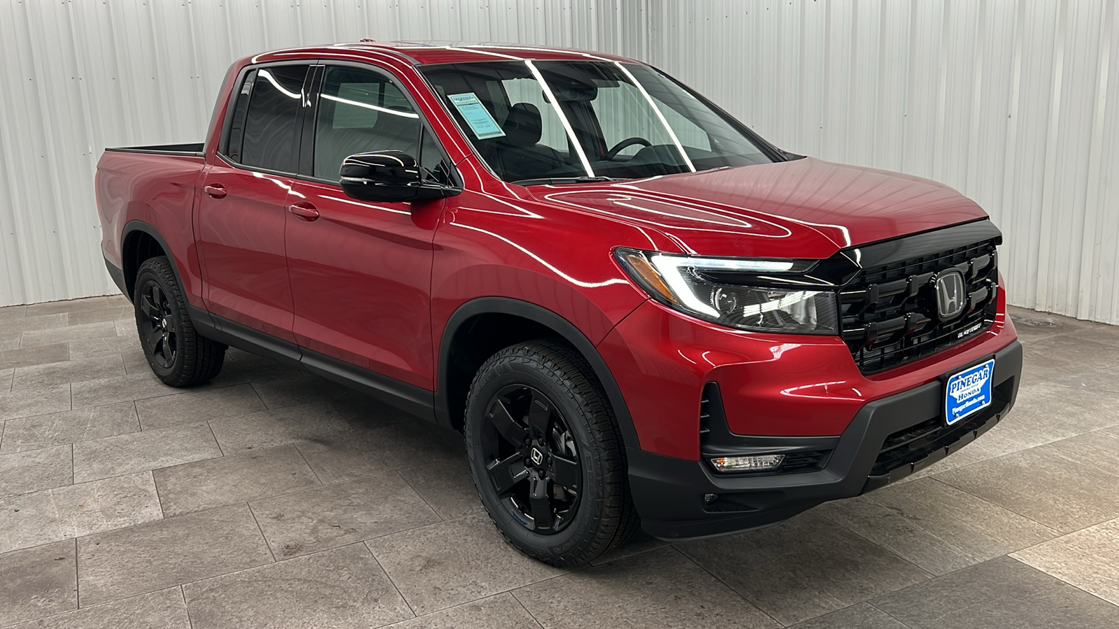 2025 Honda Ridgeline Black Edition 9