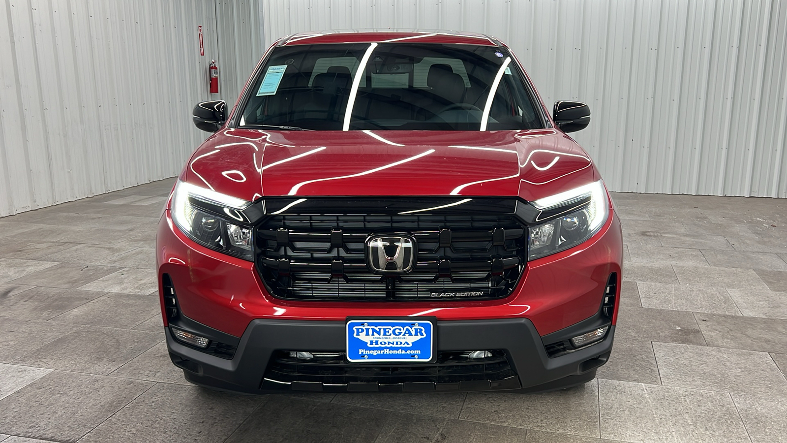 2025 Honda Ridgeline Black Edition 10