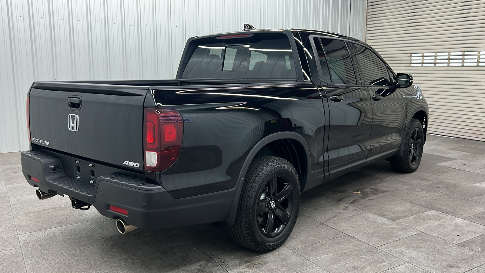 2023 Honda Ridgeline Black Edition 8