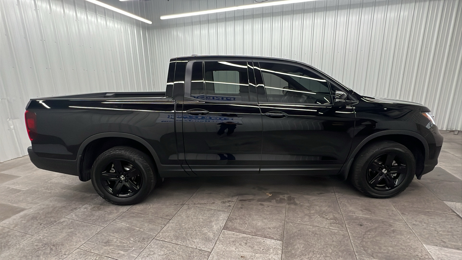 2023 Honda Ridgeline Black Edition 9