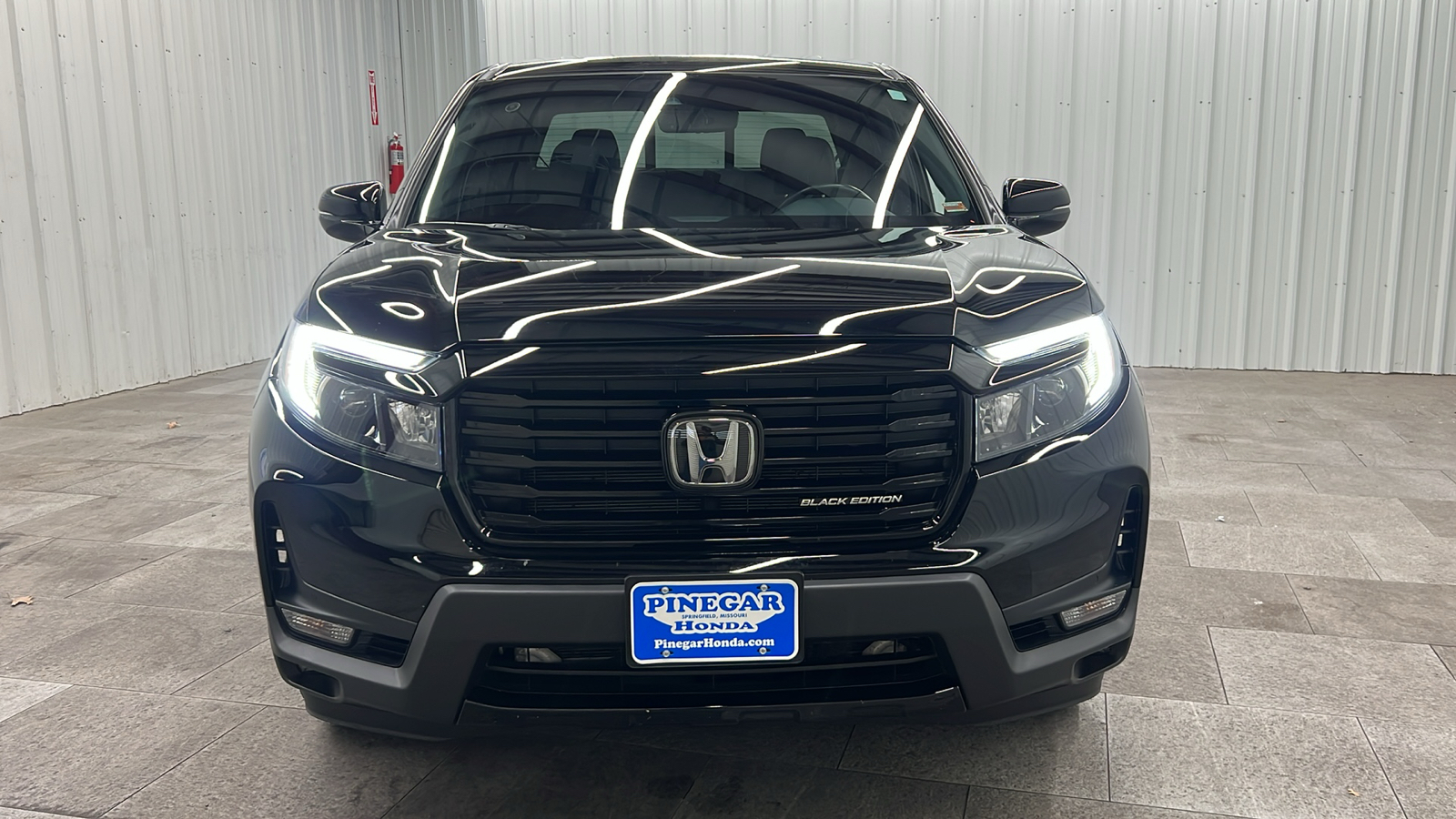 2023 Honda Ridgeline Black Edition 11