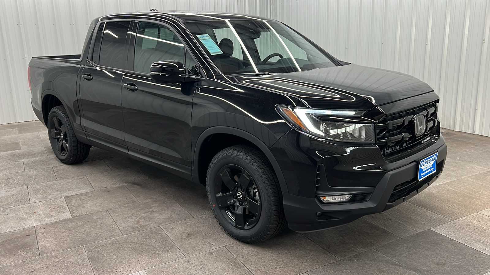 2025 Honda Ridgeline Black Edition 9