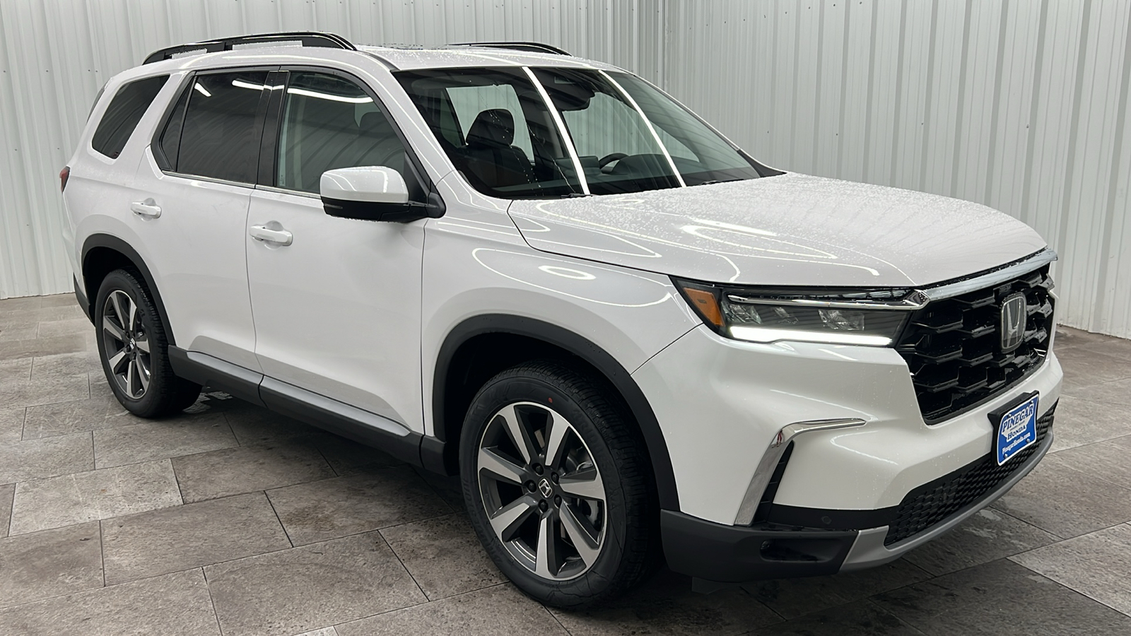 2025 Honda Pilot Touring 10