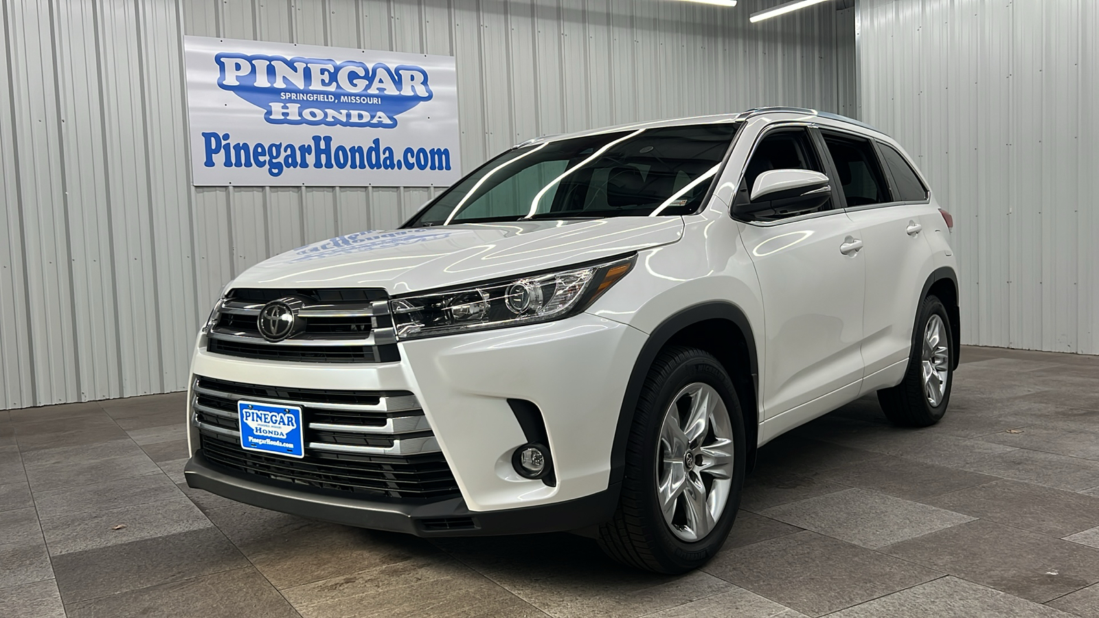 2019 Toyota Highlander Limited 1