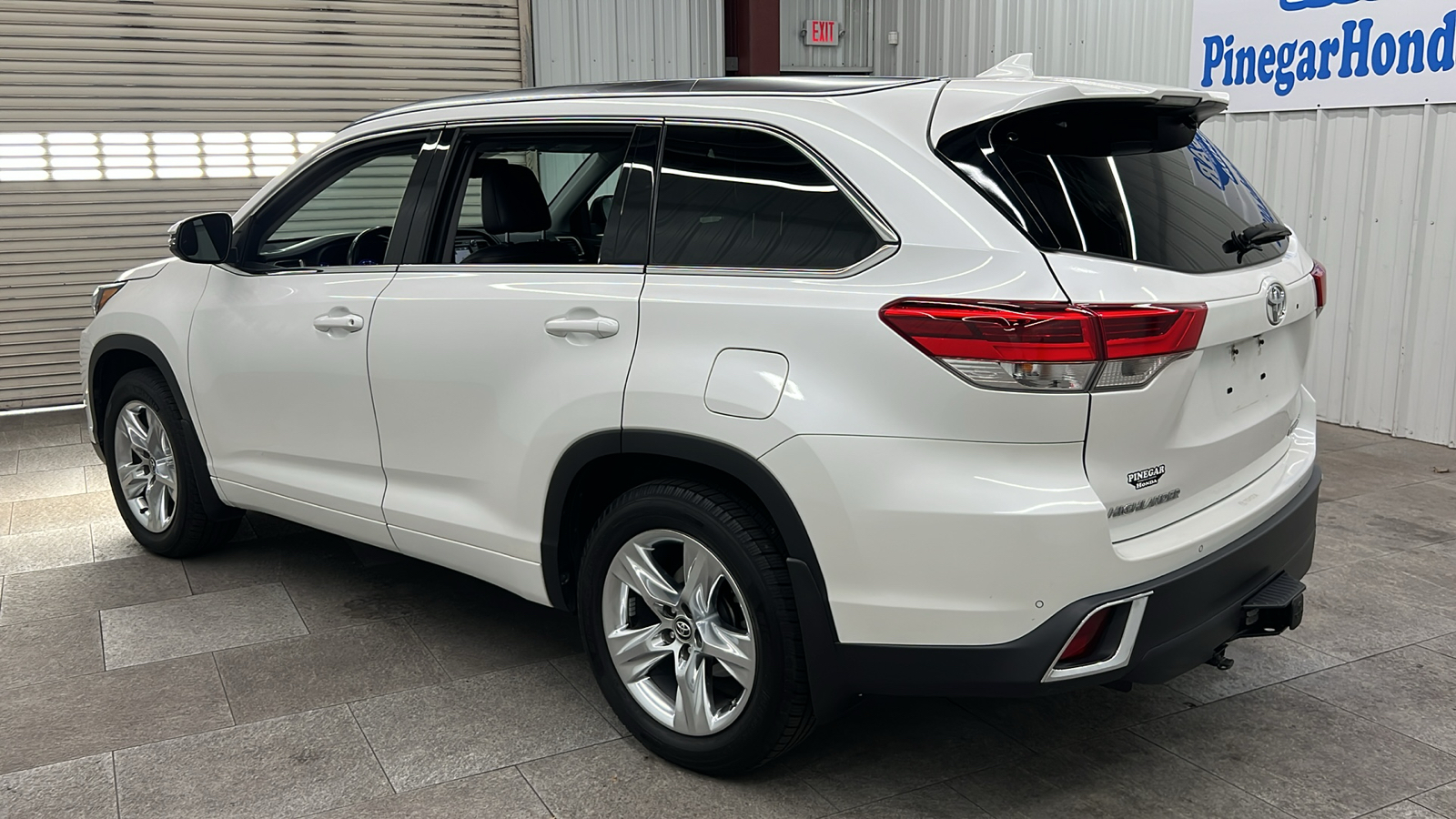 2019 Toyota Highlander Limited 4