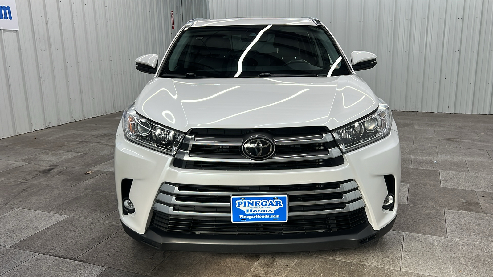 2019 Toyota Highlander Limited 11