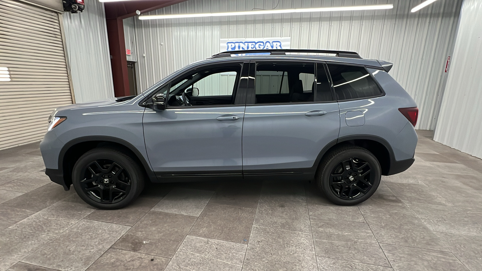 2025 Honda Passport Black Edition 2