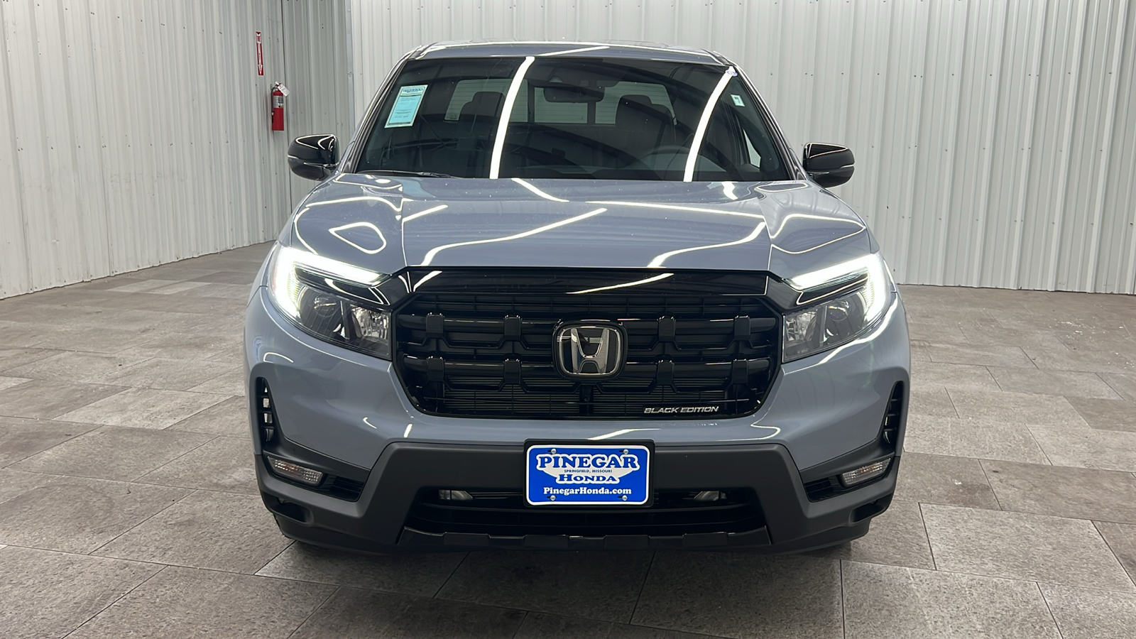 2025 Honda Ridgeline Black Edition 10