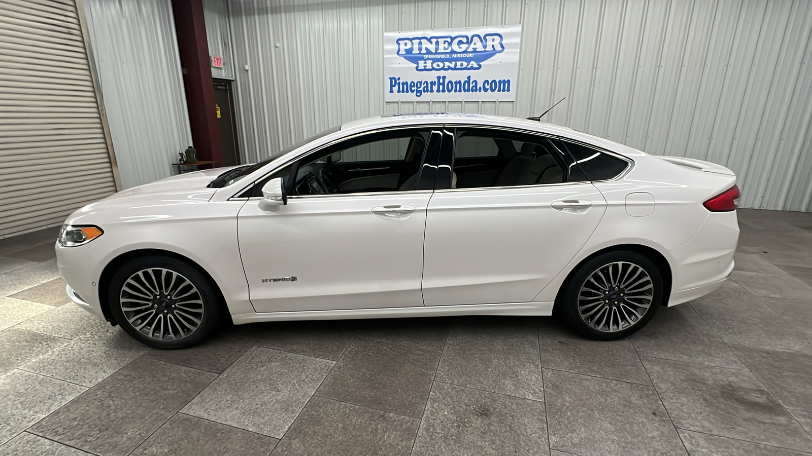 2018 Ford Fusion Hybrid Titanium 2