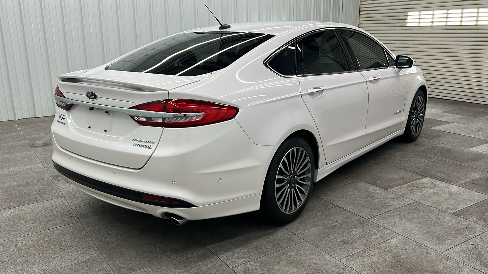 2018 Ford Fusion Hybrid Titanium 8