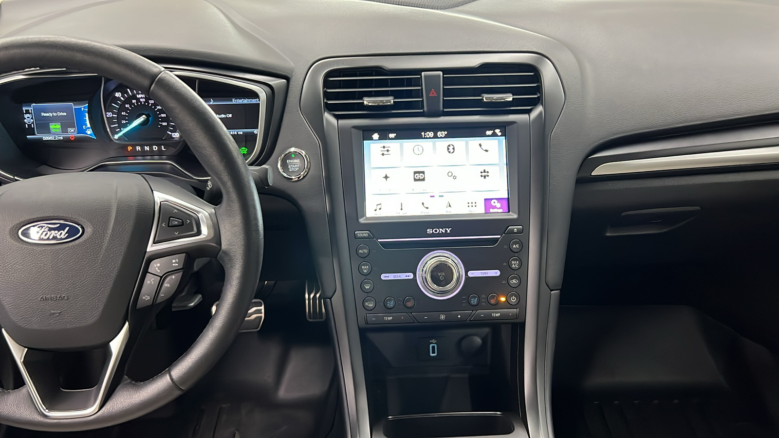 2018 Ford Fusion Hybrid Titanium 17