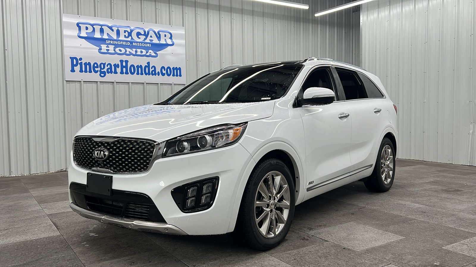 2017 Kia Sorento SX Limited 1