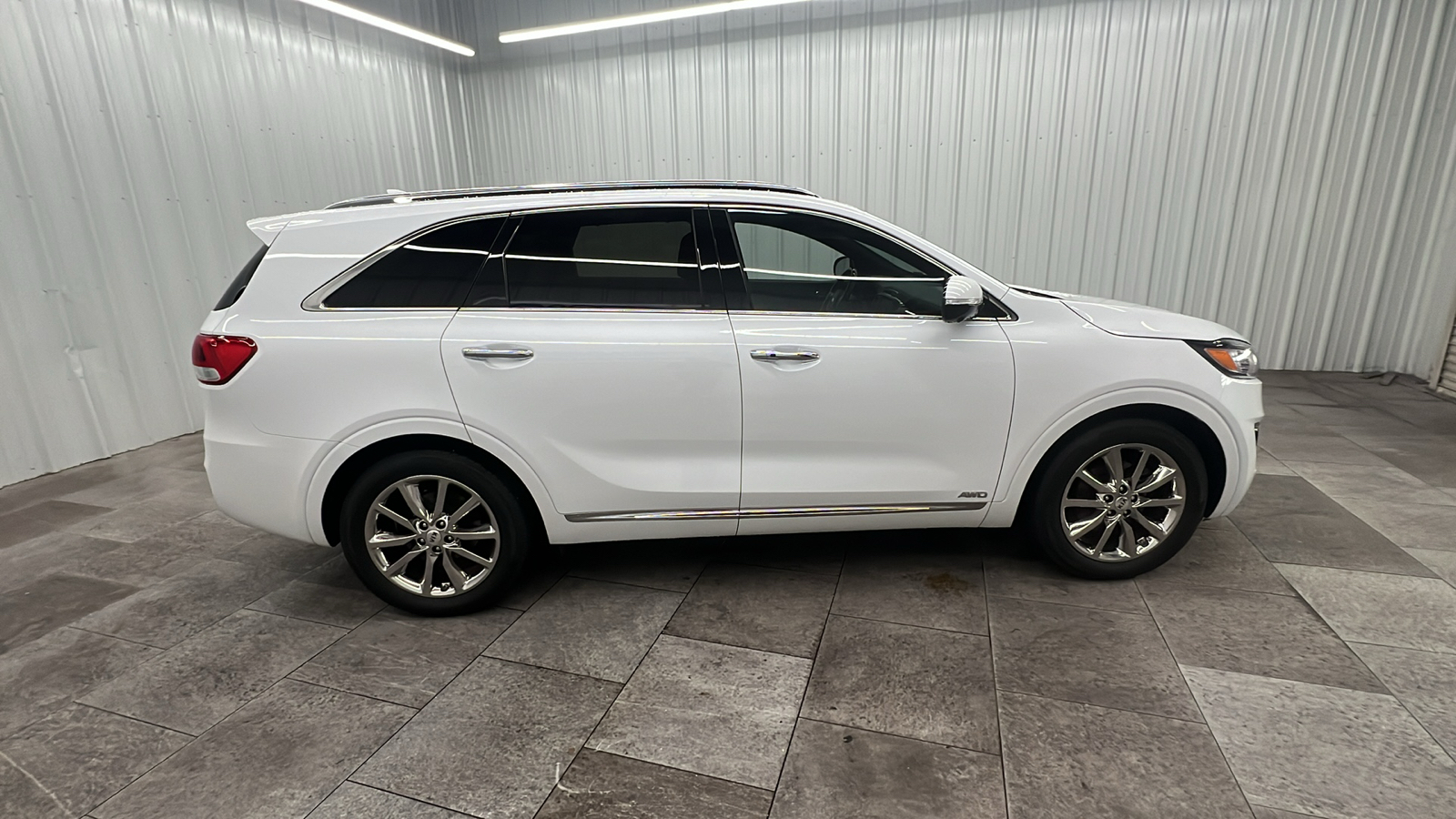 2017 Kia Sorento SX Limited 9