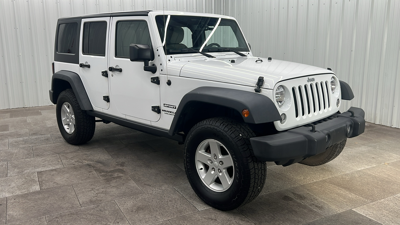 2015 Jeep Wrangler Unlimited Sport 8