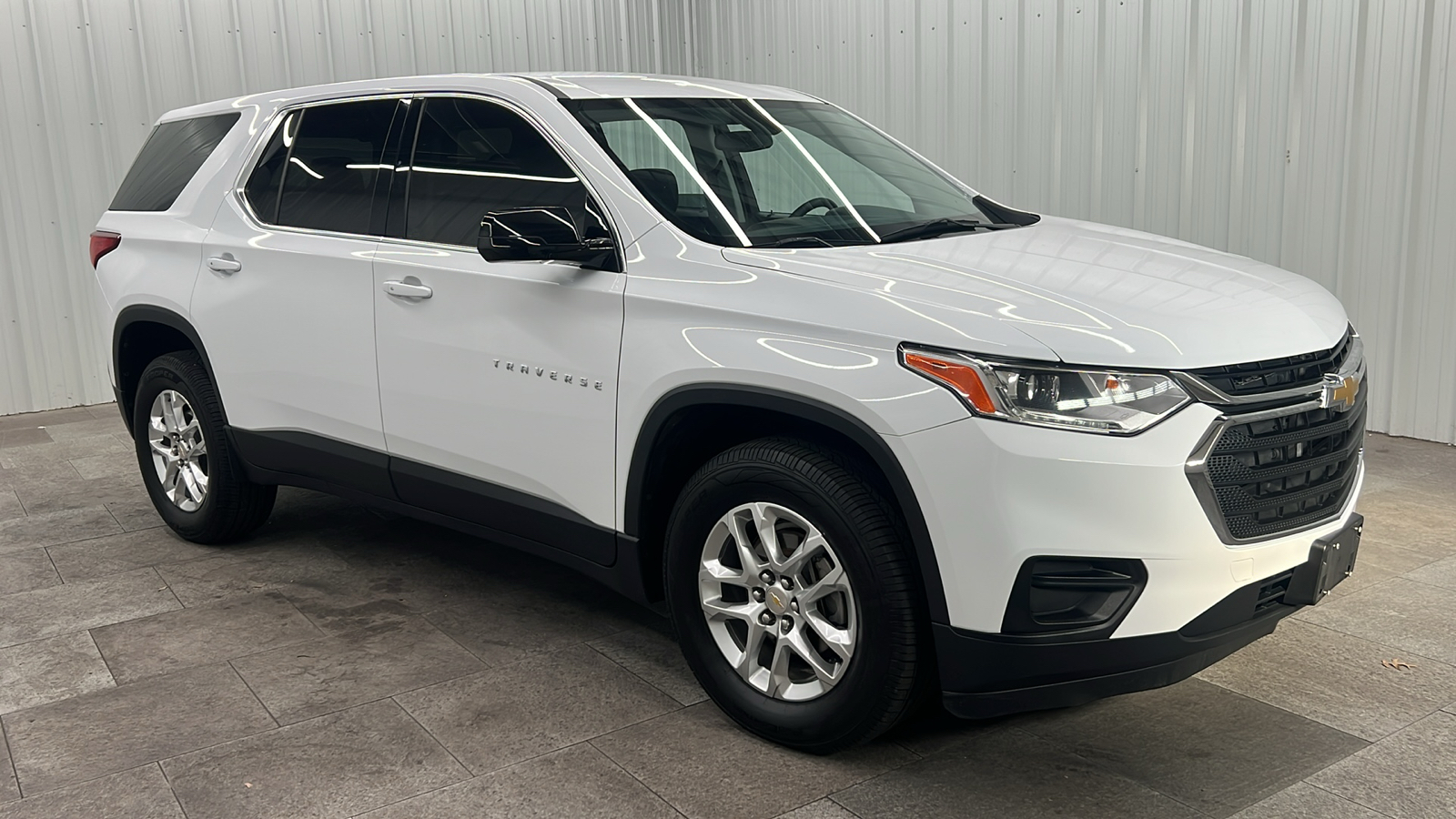 2019 Chevrolet Traverse LS 9