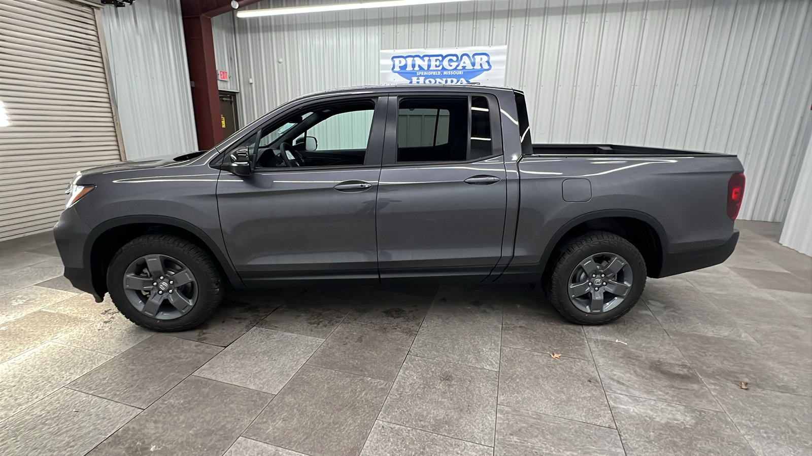 2025 Honda Ridgeline TrailSport 2