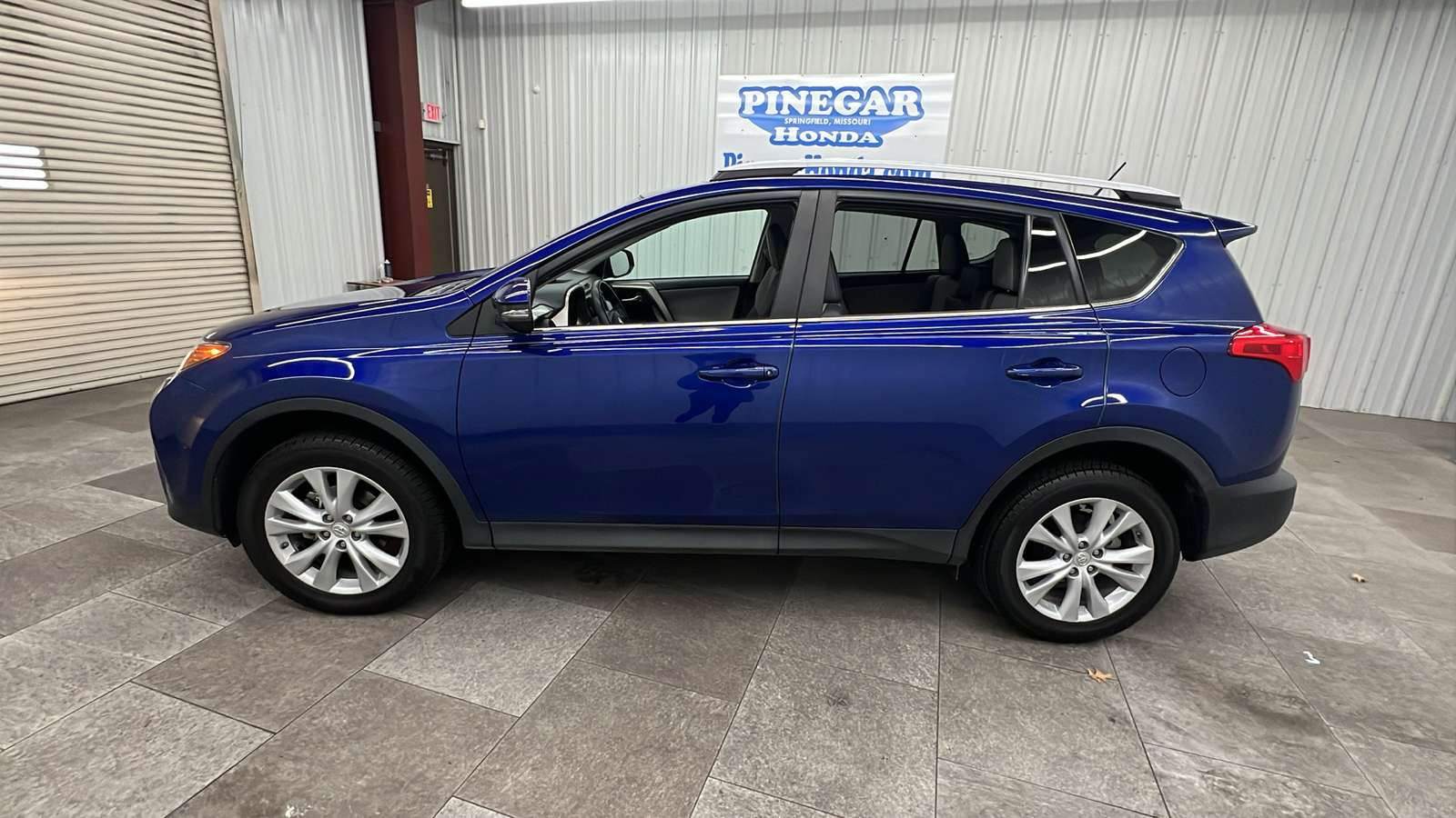 2015 Toyota RAV4 Limited 2