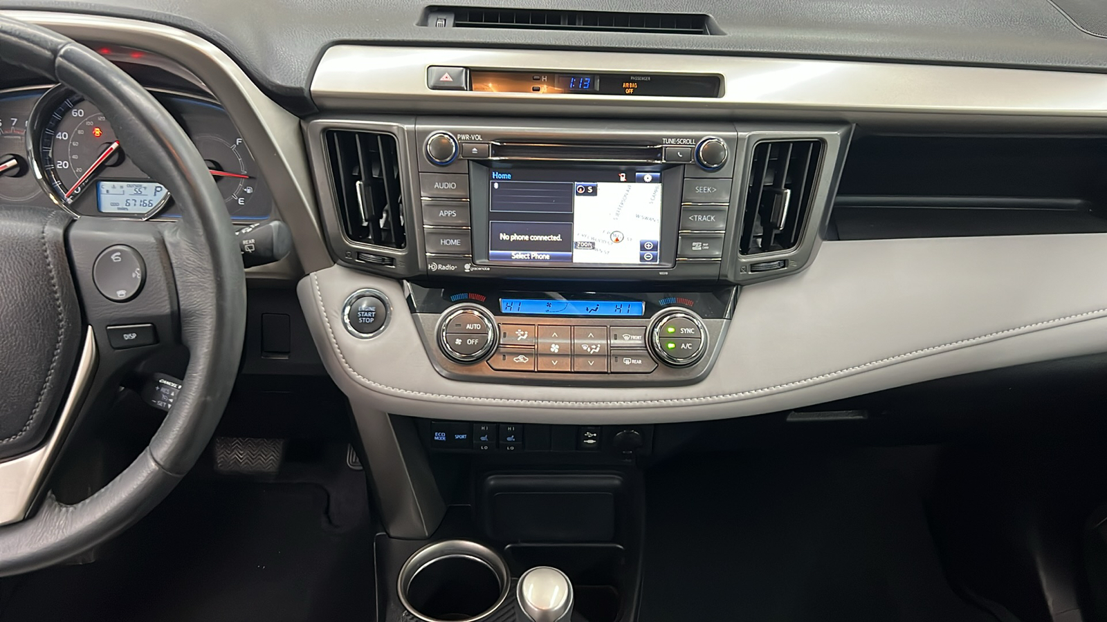 2015 Toyota RAV4 Limited 16